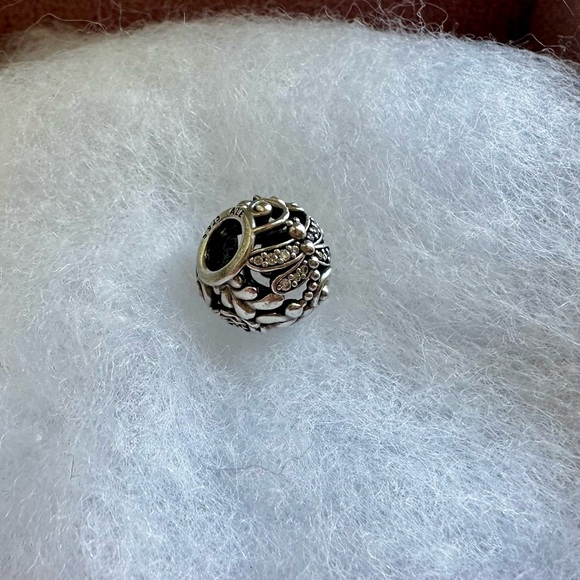 Authentic Pandora Dragonfly Meadow Charm - Picture 1 of 5